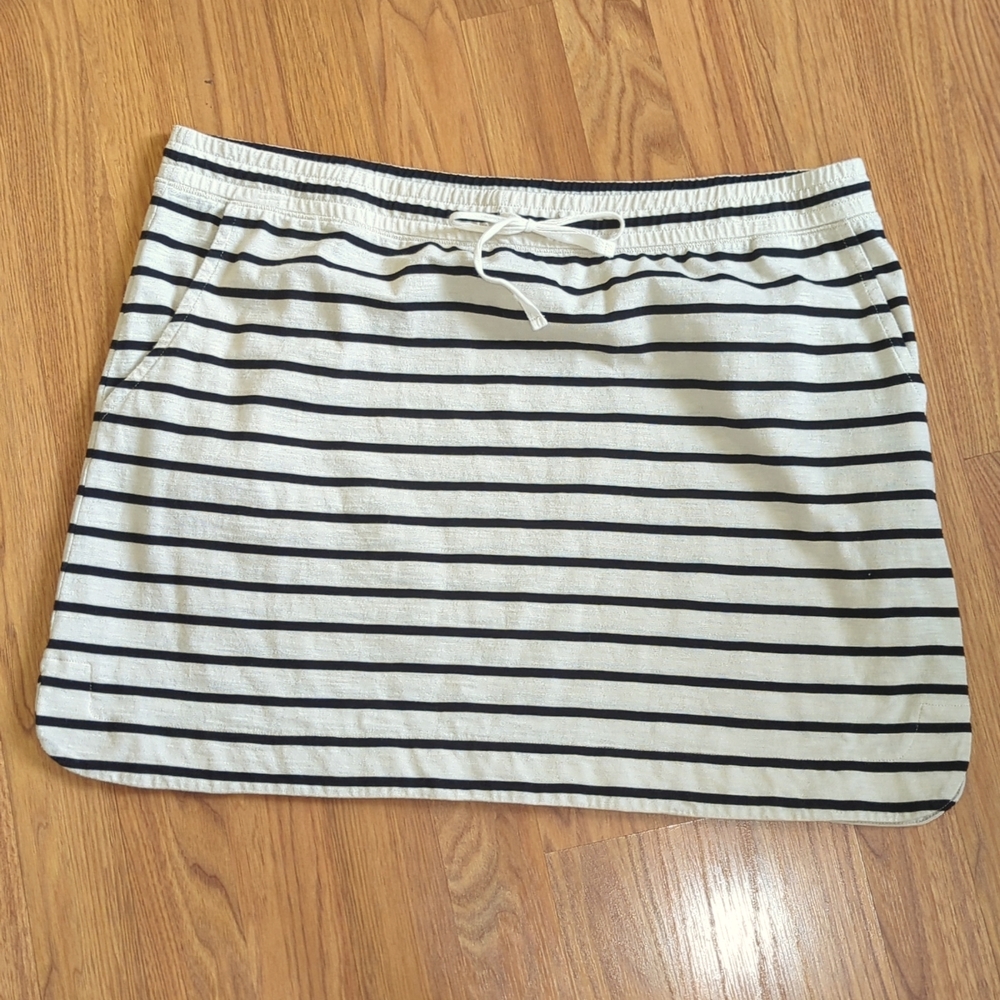 LOFT Miniskirt - XL